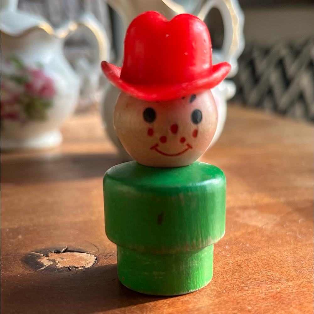 VTG Fisher Price Little People All Wood Green AA Farmer Red Hat Freckles RARE